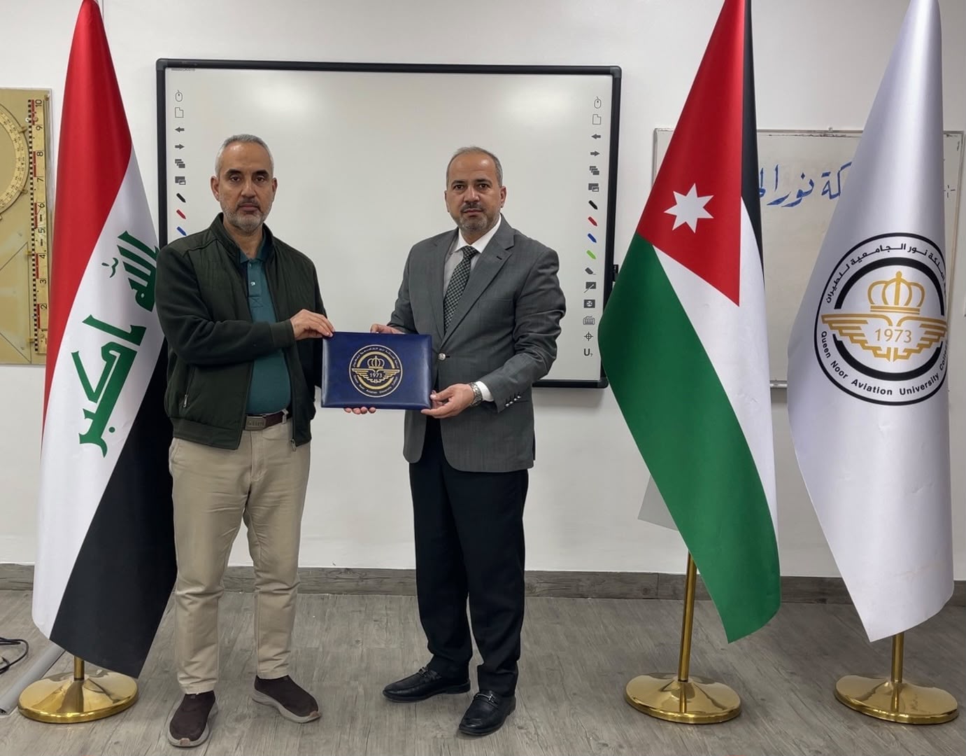 كلية الملكة نور الجامعية للطيران تختتم دورة أنظمة المساعدات الملاحية VOR / DME